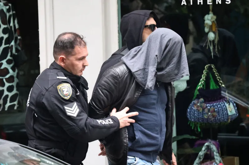 Μυστήριο και μαρτυρίες-κλειδιά στο κέντρο της Αθήνας