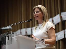 “ΞΕΚΙΝΑΜΕ ΓΙΑ ΤΗΝ ΕΛΠΙΔΑ…                          “ΤΟ ΜΗΝΥΜΑ ΤΗΣ ΜΑΡΙΑΣ ΚΑΡΥΣΤΙΑΝΟΥ ΠΟΥ ΠΥΡΟΔΟΤΕΙ ΣΥΖΗΤΗΣΕΙΣ