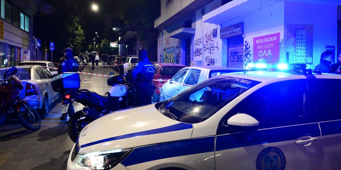 Η εγκληματικότητα χτυπά ξανά: Αιματηρό επεισόδιο στην καρδιά της Θεσσαλονίκης!