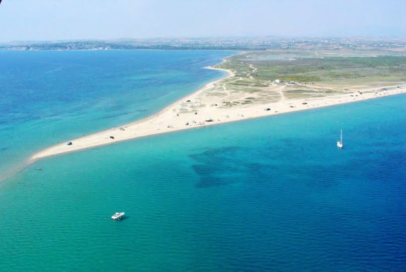 «Φρένο» στην αμμοληψία στο Ακρωτήρι Επανομής από το ΣτΕ