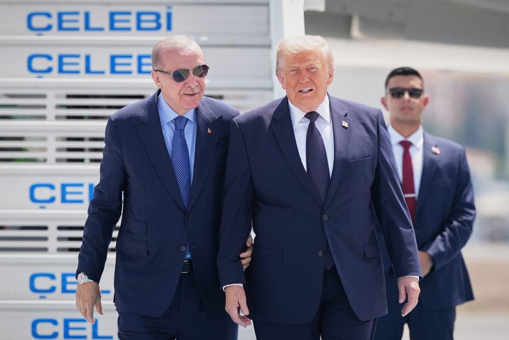 Στην τουρκική πρωτεύουσα ο Τραμπ για τη Σύνοδο του ΝΑΤΟ