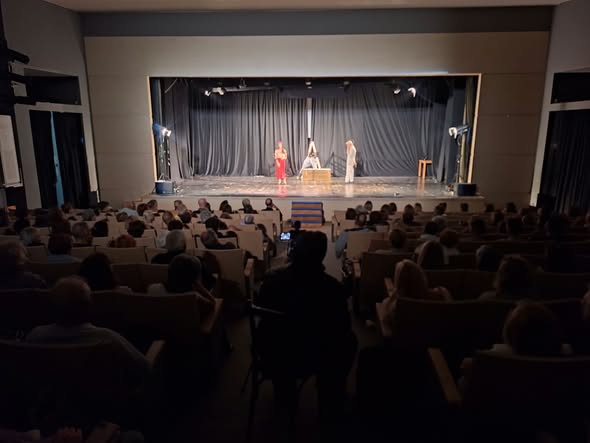 Με θέατρο έπεσε η αυλαία στο «Γενέθλιον Περαίας 2026»!